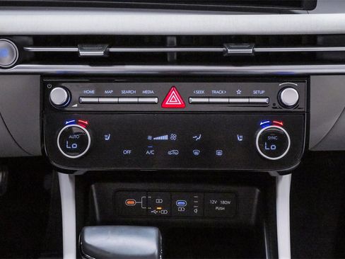 Certified 2025 Hyundai Tucson SEL image 18