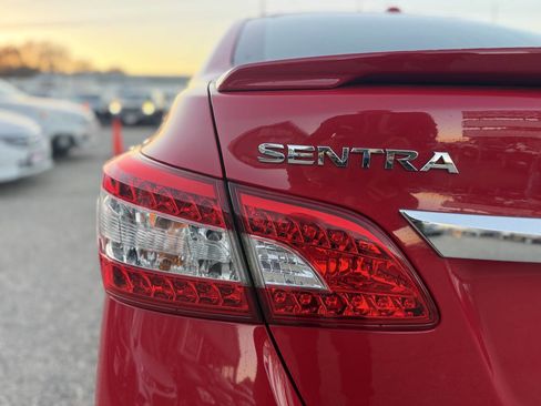 Used 2015 Nissan Sentra SR image 32