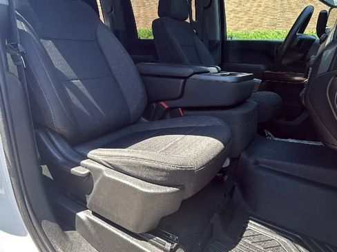 Used 2021 Chevrolet Silverado 3500 LT AWD/4WD image 24