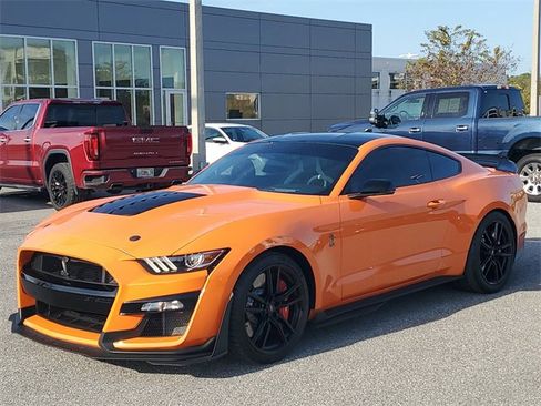 Used 2021 Ford Mustang Shelby GT500 w/ Technology Package image 2