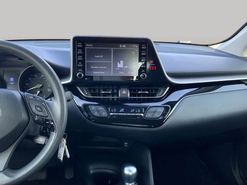 Used 2020 Toyota C-HR LE FWD image 7