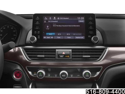 Used 2018 Honda Accord Sport image 11