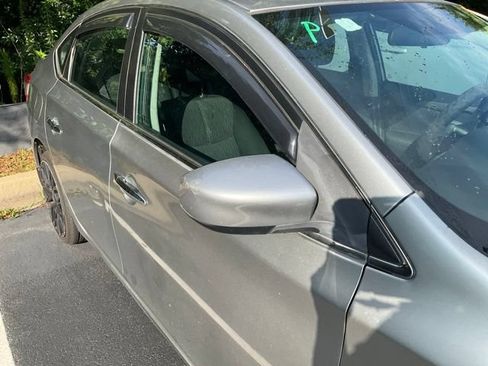 Used 2014 Nissan Sentra SV FWD image 4