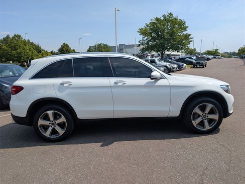 Used 2019 Mercedes-Benz GLC 300 4MATIC image 6