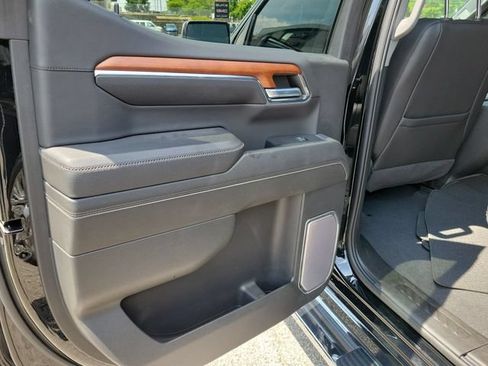 Used 2022 GMC Sierra 1500 Denali AWD/4WD image 11