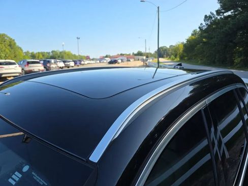 Used 2019 BMW X1 sDrive28i w/ Convenience Package FWD image 13
