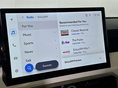 Used 2024 Toyota Tacoma TRD Off-Road image 29