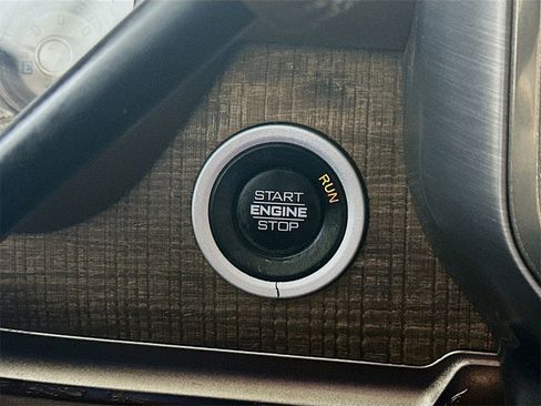 Used 2020 RAM 3500 Limited image 28