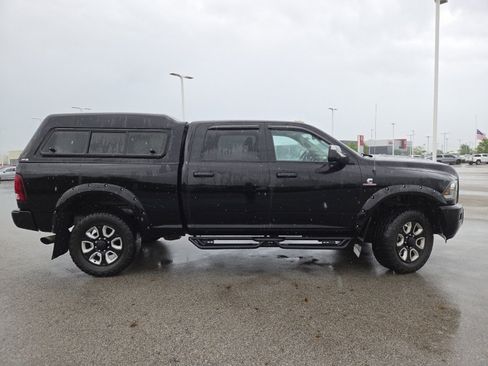 Used 2015 RAM 2500 Laramie w/ Black Appearance Group AWD/4WD image 18