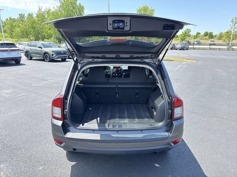Used 2016 Jeep Compass Sport AWD/4WD image 22