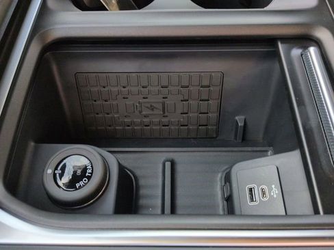 New 2025 Ford Expedition Platinum w/ Stealth Performance Package image 25