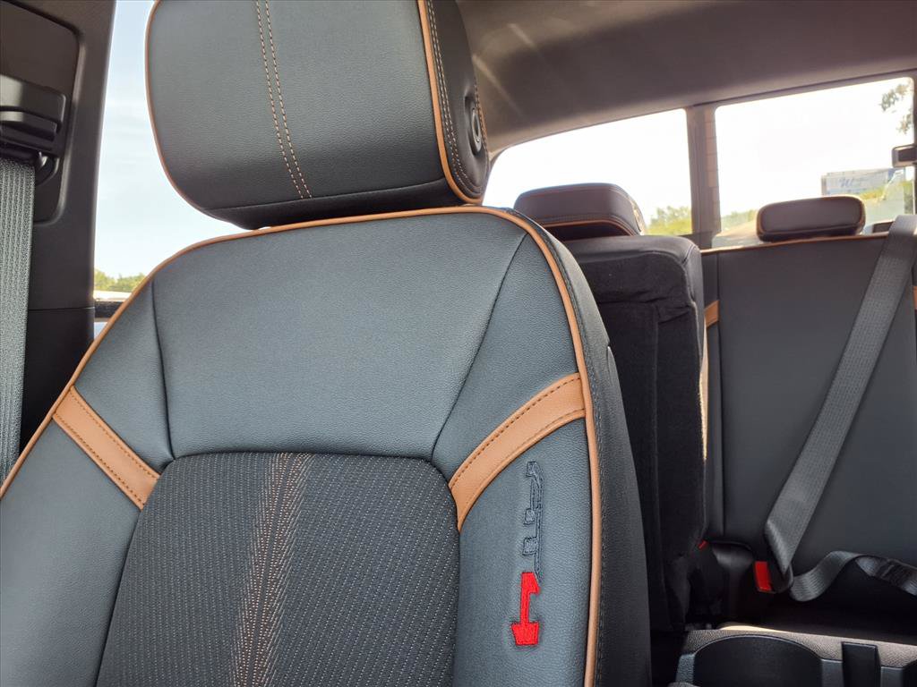 New 2026 GMC Canyon AT4 AWD/4WD image 15