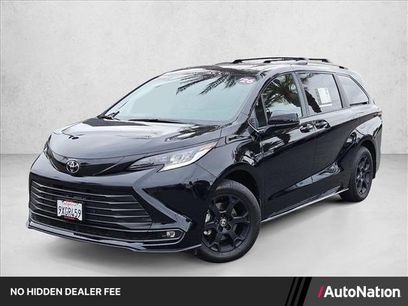 Used 2026 Toyota Sienna XLE Woodland Edition