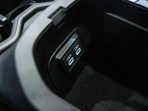 Certified 2023 Toyota RAV4 XLE Premium image 33