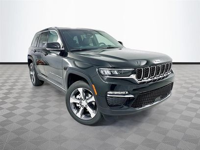 New 2025 Jeep Grand Cherokee Limited w/ Luxury Tech Group II