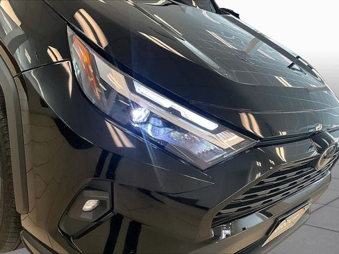 Used 2025 Toyota RAV4 XLE Premium FWD image 26
