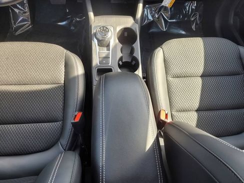 New 2025 Ford Escape SE FWD image 20