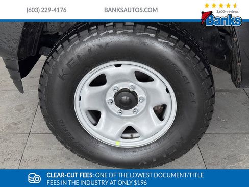 Used 2022 Toyota Tacoma SR image 4