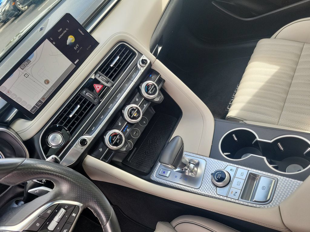 Used 2023 Genesis G70 2.0T w/ Sport Prestige Package RWD image 40