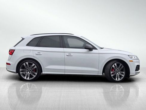 Used 2019 Audi SQ5 Premium Plus w/ Premium Plus Package AWD/4WD image 3
