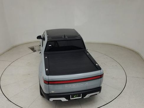 Used 2022 Rivian R1T Adventure AWD/4WD image 26