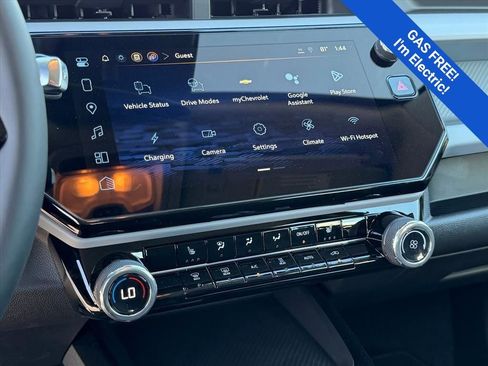 New 2027 Chevrolet Bolt LT w/ Comfort Package image 11