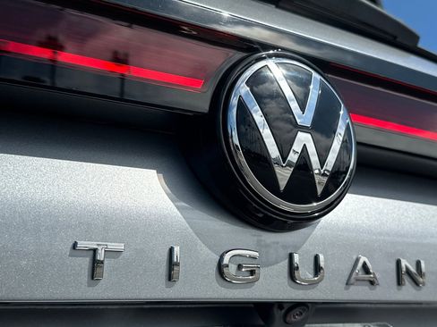 New 2025 Volkswagen Tiguan S image 7