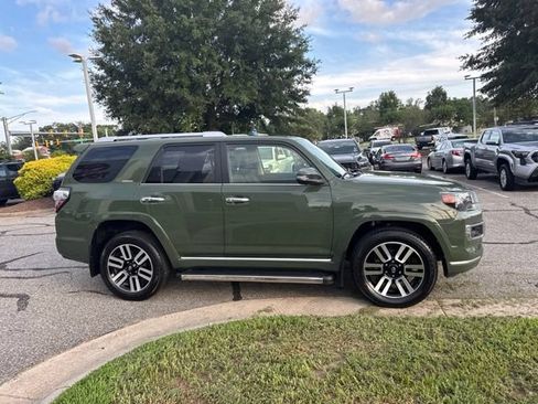 Used 2022 Toyota 4Runner Limited AWD/4WD image 6