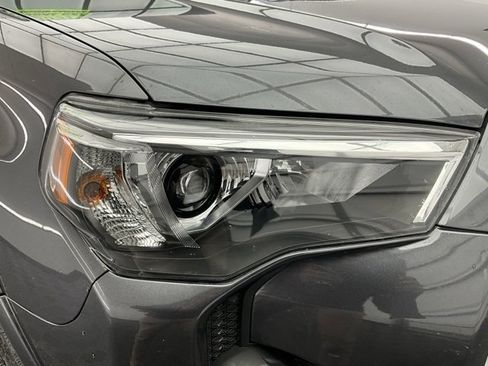 Used 2021 Toyota 4Runner TRD Off-Road image 21