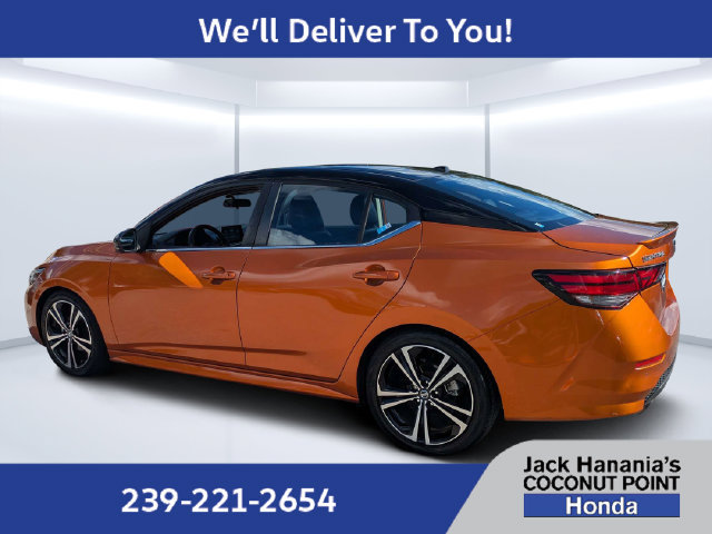 Used 2022 Nissan Sentra SR w/ SR Premium Package FWD image 5