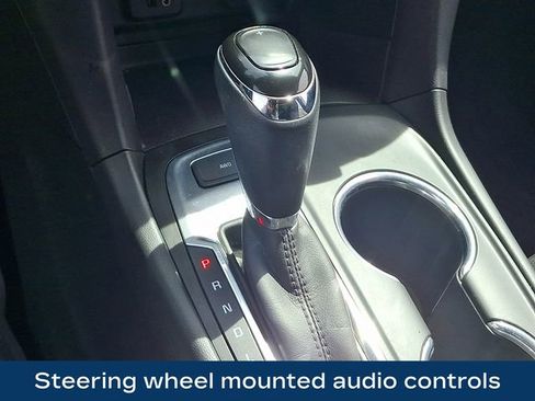 Used 2018 Chevrolet Equinox LT AWD/4WD image 11