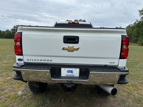 Used 2018 Chevrolet Silverado 2500 LTZ w/ Duramax Plus Package AWD/4WD image 6