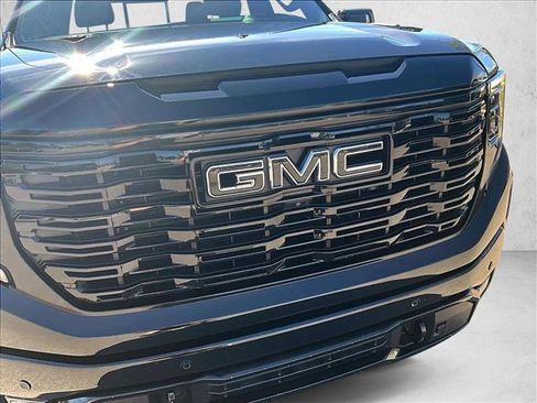 Used 2023 GMC Sierra 1500 Denali w/ Denali Reserve Package image 28