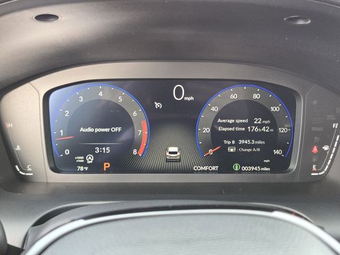 Certified 2025 Acura ADX A-Spec image 17