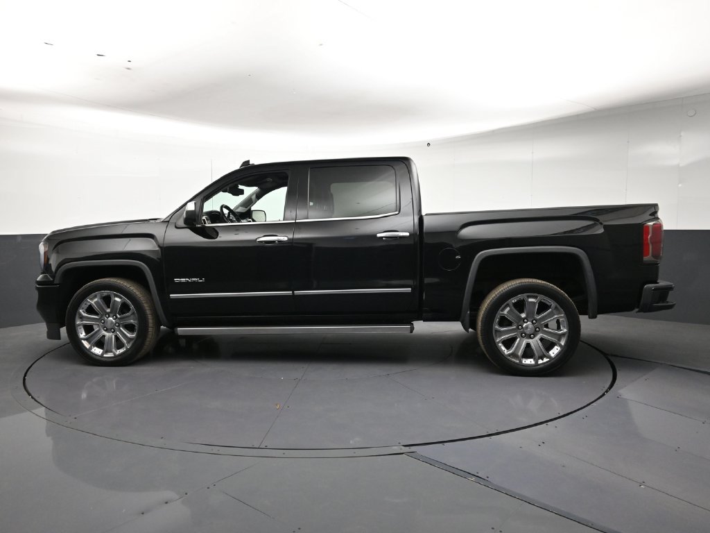 Used 2018 GMC Sierra 1500 Denali w/ Denali Ultimate Package AWD/4WD image 2