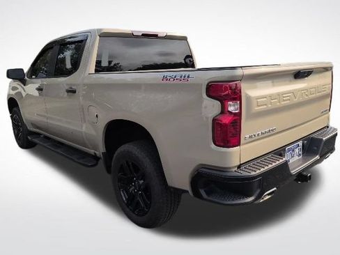 Used 2022 Chevrolet Silverado 1500 Custom Trail Boss AWD/4WD image 9