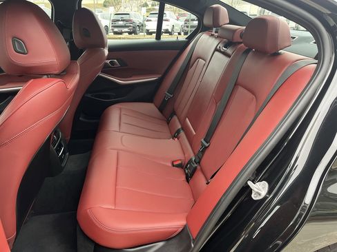 Certified 2025 BMW 330i Sedan image 31