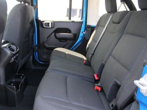Used 2022 Jeep Wrangler Unlimited Sport AWD/4WD image 42