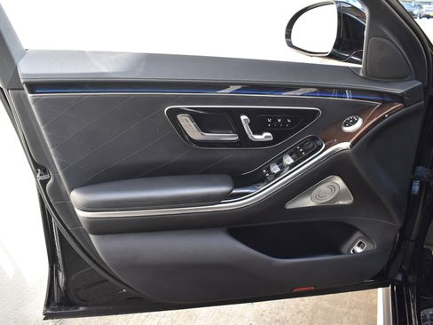 Used 2021 Mercedes-Benz S 580 4MATIC Sedan image 20