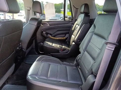 Used 2017 GMC Yukon Denali w/ Open Road Package AWD/4WD image 32