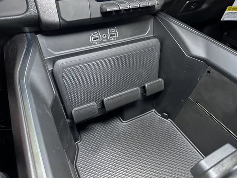 New 2026 RAM 1500 Express AWD/4WD image 28