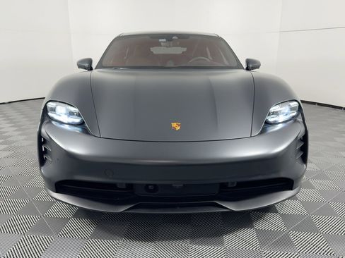 Certified 2022 Porsche Taycan GTS image 6