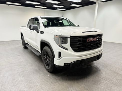 New 2026 GMC Sierra 1500 Elevation image 8