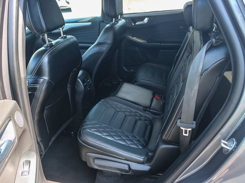 Certified 2023 Ford Escape Platinum w/ Premium Technology Package FWD image 23