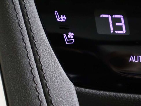 Used 2022 Cadillac XT6 Premium Luxury w/ Technology Package image 54