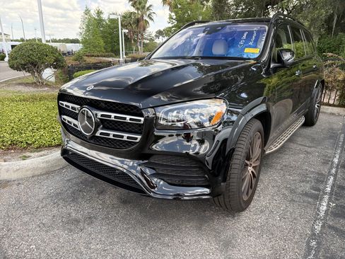 Certified 2022 Mercedes-Benz GLS 450 4MATIC image 4