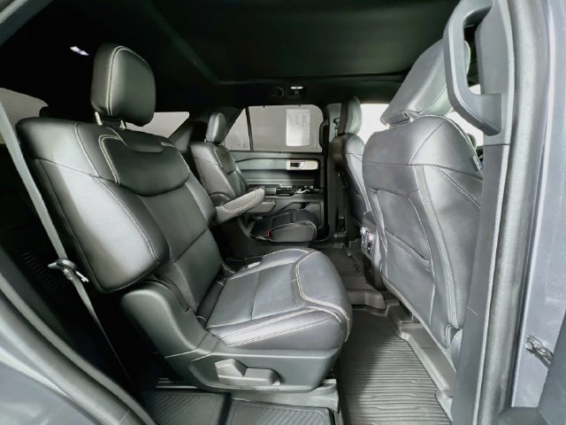 Used 2021 Ford Explorer ST w/ Equipment Group 401A AWD/4WD image 27