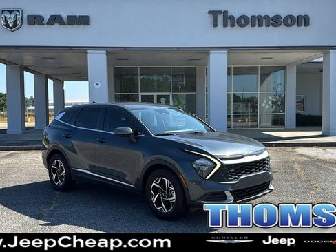 Used 2023 Kia Sportage LX FWD image 1