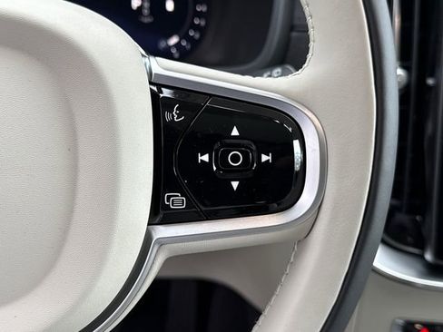 New 2026 Volvo XC90 B6 Ultra w/ Protection Package image 13