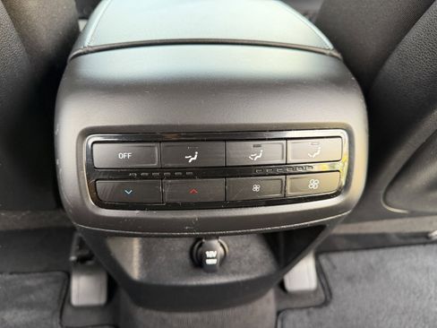 Used 2022 Hyundai Palisade SE image 28